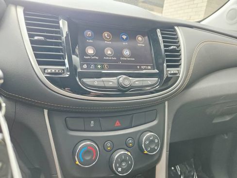 Used 2020 Chevrolet Trax LS FWD image 22