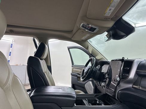 Used 2019 RAM 1500 Limited image 21