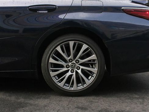 Used 2021 Lexus ES 350 w/ Premium Package FWD image 19