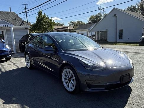 Used 2022 Tesla Model 3 Long Range image 7