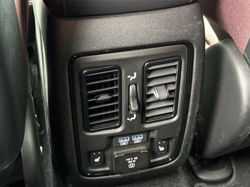 Used 2024 Dodge Durango R/T image 19