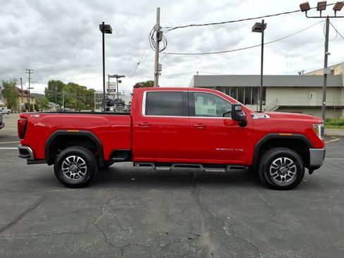 Used 2023 GMC Sierra 3500 SLE w/ SLE Value Package AWD/4WD image 2