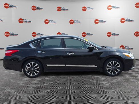 Used 2016 Nissan Altima 2.5 SV FWD image 6