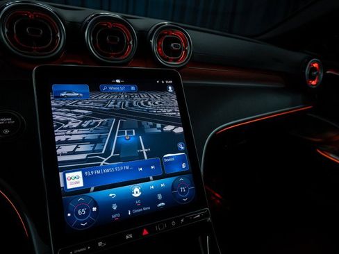 Certified 2025 Mercedes-Benz C 300 Sedan image 16