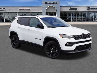 New 2025 Jeep Compass Latitude w/ Sun & Sound Group