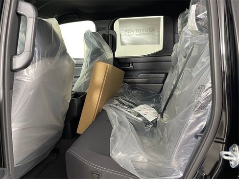 New 2025 Toyota Tacoma TRD Off-Road image 4