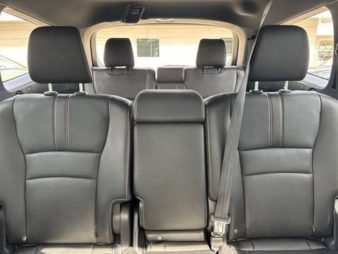 Used 2022 Honda Pilot TrailSport image 18