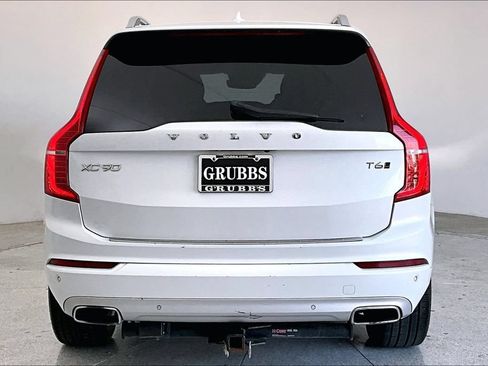 Used 2017 Volvo XC90 T6 Momentum w/ Vision Package AWD/4WD image 5