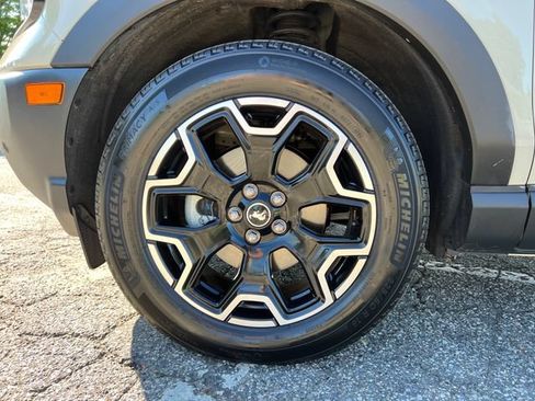 Used 2025 Ford Bronco Sport Outer Banks w/ Outer Banks Tech Package+ AWD/4WD image 16