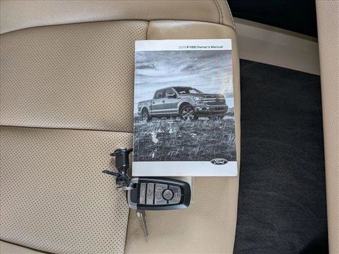 Used 2019 Ford F150 Lariat w/ Equipment Group 502A Luxury AWD/4WD image 25