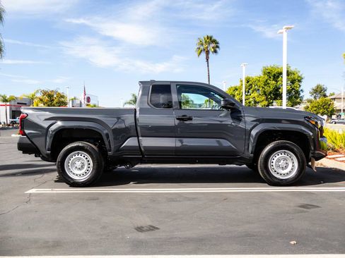Used 2025 Toyota Tacoma SR w/ SR Upgrade Package image 10