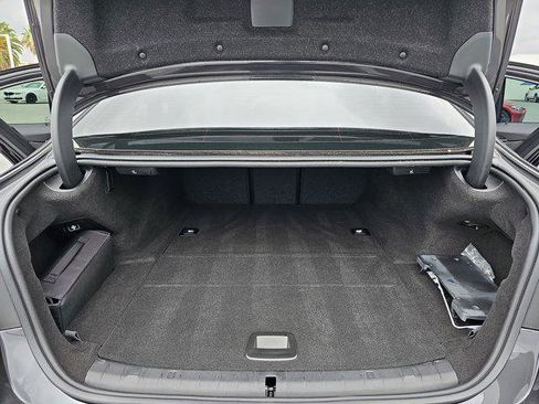 Certified 2023 BMW 530e w/ M Sport Package image 12