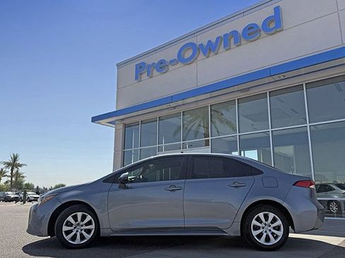 Used 2024 Toyota Corolla LE FWD image 27