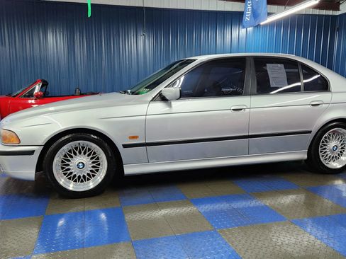 Used 1999 BMW 528i Sedan image 70