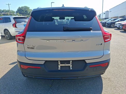 Used 2023 Volvo XC40 B5 Ultimate w/ Protection Package Premier AWD/4WD image 5