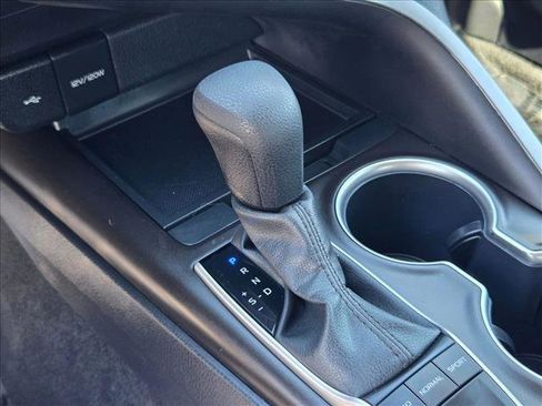 Used 2024 Toyota Camry LE image 12