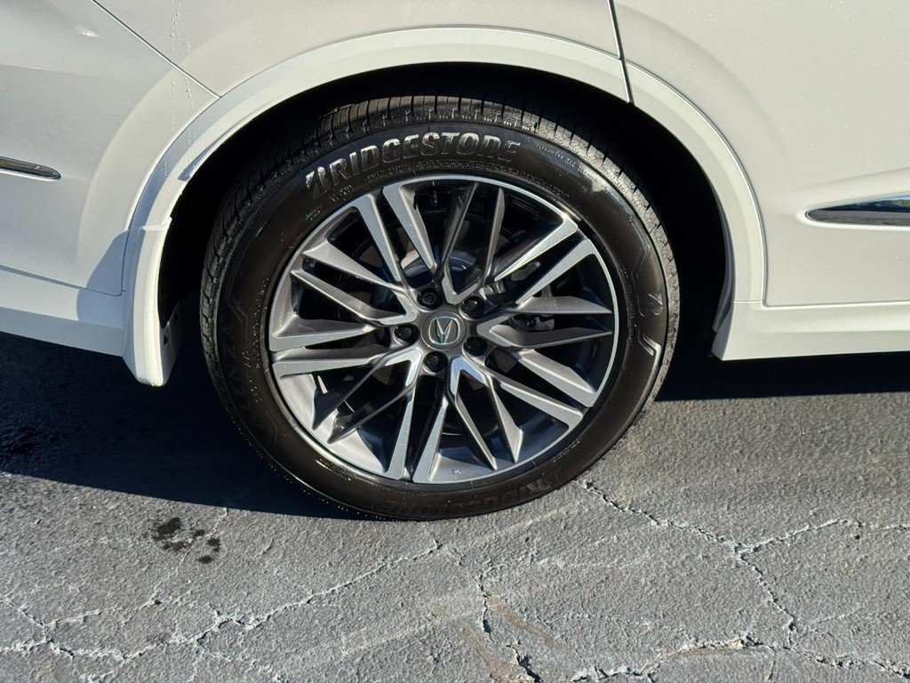 Certified 2026 Acura MDX w/ Advance Package AWD/4WD image 9