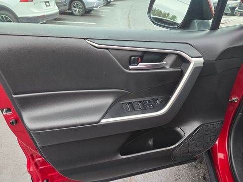 Certified 2022 Toyota RAV4 XLE image 16