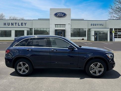 Used 2022 Mercedes-Benz GLC 300 4MATIC w/ Premium Package Lite image 5