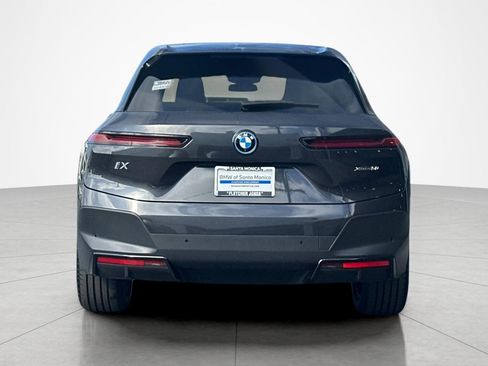 Used 2024 BMW iX xDrive50 AWD/4WD image 4