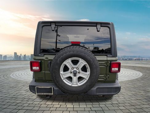 Used 2023 Jeep Wrangler Unlimited Sport AWD/4WD image 6
