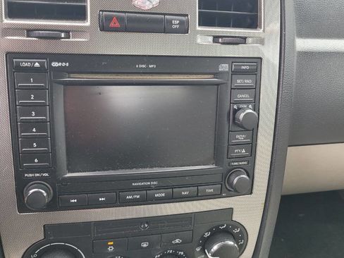 Used 2007 Chrysler 300 Touring L image 15