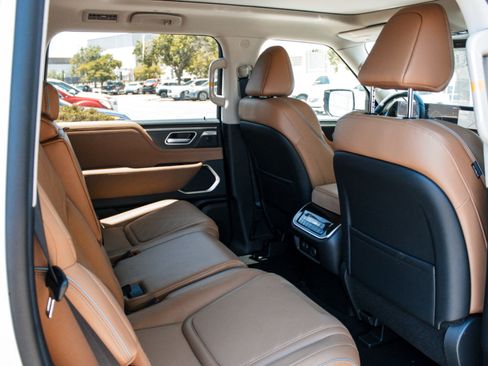 New 2026 INFINITI QX80 Luxe AWD/4WD image 29
