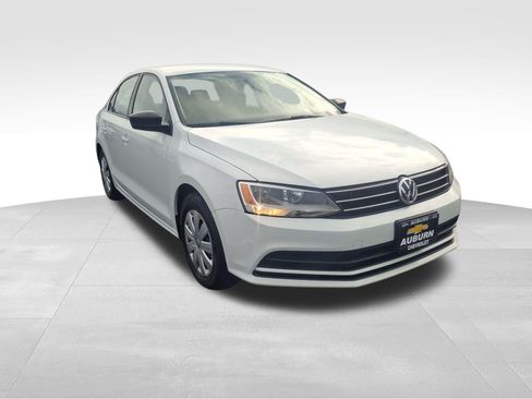 Used 2016 Volkswagen Jetta S image 1