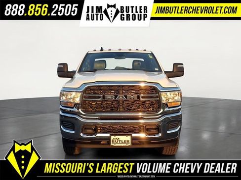 Used 2024 RAM 2500 Tradesman w/ Chrome Appearance Group AWD/4WD image 19