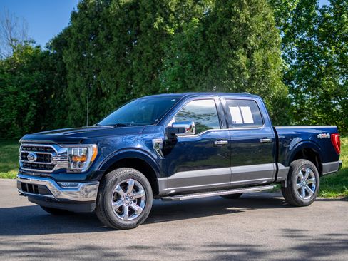Used 2022 Ford F150 XLT w/ Equipment Group 302A High AWD/4WD image 9