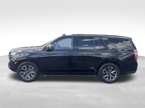 Used 2021 Chevrolet Tahoe Z71 w/ Z71 Off-Road Package AWD/4WD image 2