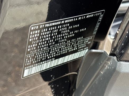 Used 2022 Volkswagen Taos SE image 28