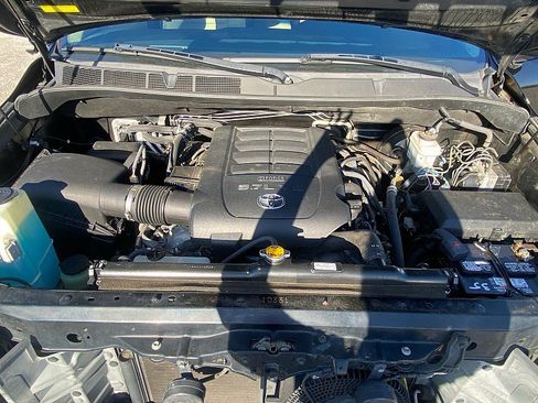 Used 2016 Toyota Sequoia Platinum image 23