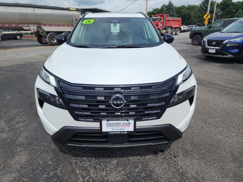 New 2026 Nissan Rogue Dark Armor AWD/4WD image 3