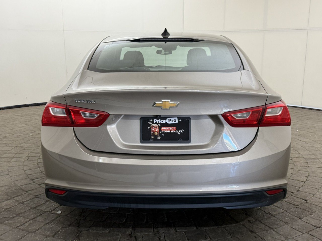 Used 2023 Chevrolet Malibu LS FWD image 6