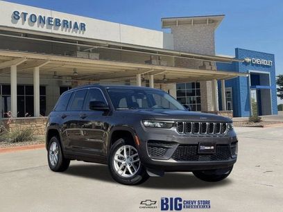 Used 2023 Jeep Grand Cherokee Laredo