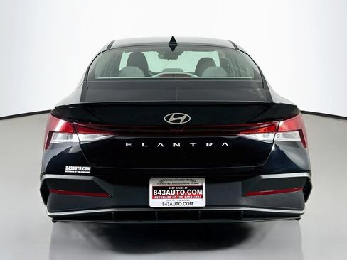 Used 2026 Hyundai Elantra Sport w/ Cargo Package FWD image 6