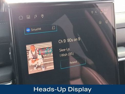 Used 2025 GMC Yukon Denali AWD/4WD image 12