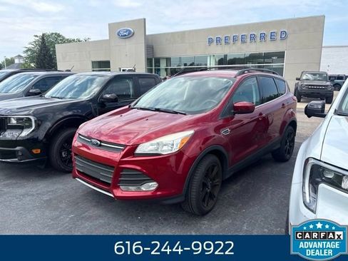 Used 2013 Ford Escape SE AWD/4WD image 2