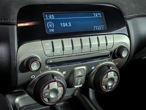 Used 2015 Chevrolet Camaro Z/28 RWD image 25