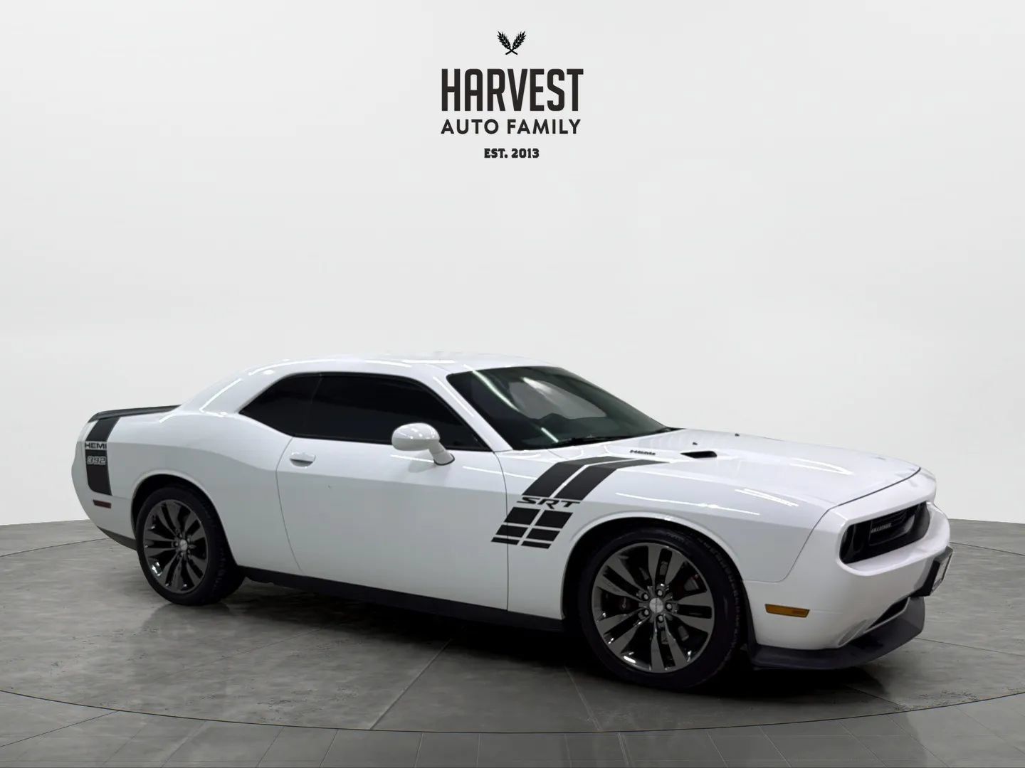 Used 2014 Dodge Challenger SRT8 Core RWD image 9
