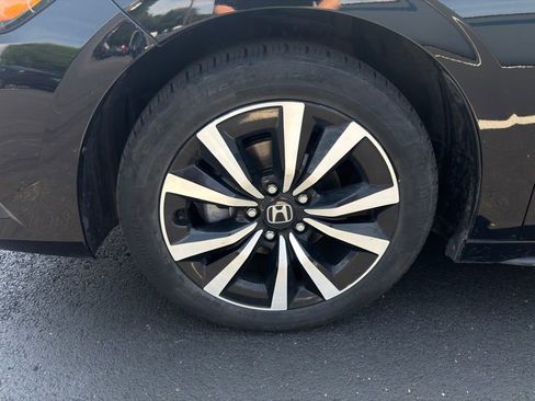 Certified 2023 Honda Civic EX-L image 10