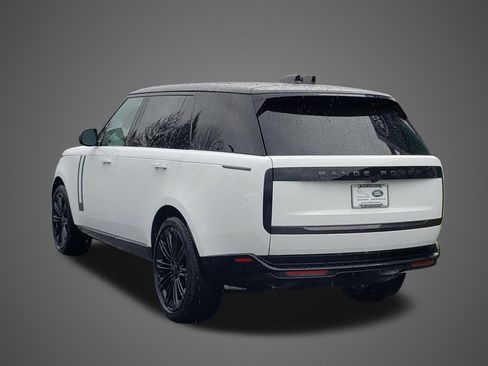 New 2026 Land Rover Range Rover Long Wheelbase SE AWD/4WD image 7
