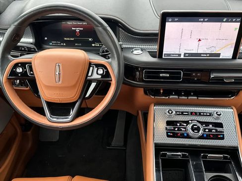 Certified 2023 Lincoln Aviator Black Label image 14