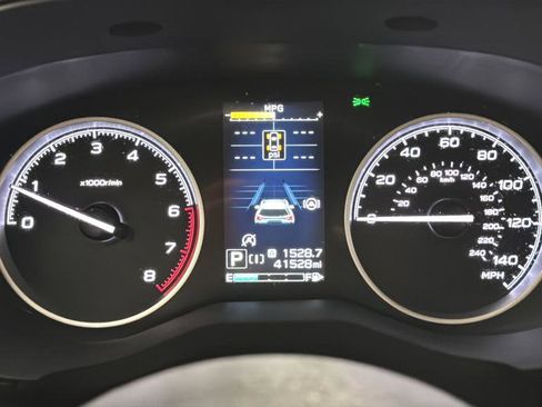 Used 2023 Subaru Forester Limited w/ Popular Package #2 AWD/4WD image 17