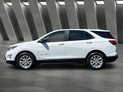 Used 2020 Chevrolet Equinox LS w/ LS Convenience Package FWD image 7