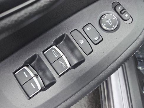 Used 2024 Honda HR-V EX-L image 28