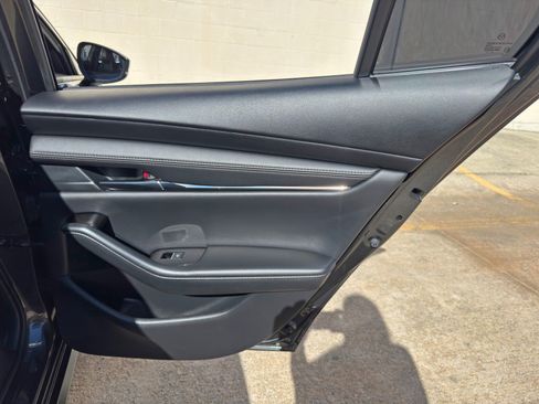 Used 2024 MAZDA MAZDA3 s FWD image 41