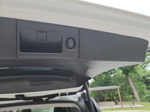 Used 2020 GMC Yukon XL SLE w/ SLE Value Package RWD image 40