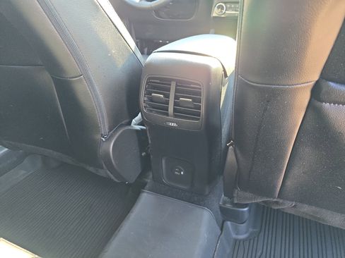 Used 2022 Ford Escape SEL image 13